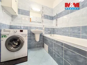 Pronájem bytu 1+kk, Praha - Zbraslav, Karla Černého, 31 m2