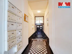 Pronájem bytu 2+kk, Plzeň - Jižní Předměstí, Klatovská třída, 68 m2