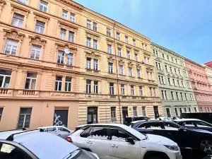 Prodej bytu 3+1, Praha - Malá Strana, Petřínská, 75 m2