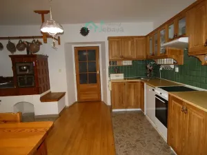 Prodej rodinného domu, Svratka, Libušina, 200 m2