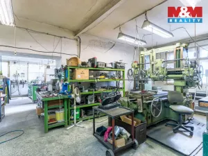 Prodej výrobních prostor, Bedihošť, Komenského, 180 m2