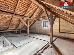 Prodej rodinného domu, Staré Jesenčany, 110 m2