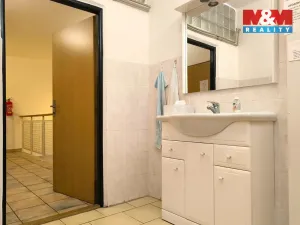 Pronájem kanceláře, Zruč nad Sázavou, náměstí MUDr. J. Svobody, 29 m2