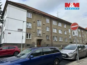 Pronájem bytu 1+kk, Louny, Sladkovského, 28 m2