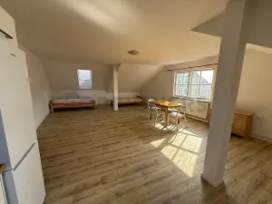 Pronájem bytu 2+1, Hradec Králové, Velké náměstí, 100 m2