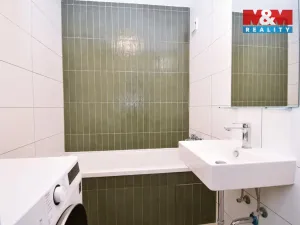 Pronájem bytu 3+1, Praha - Troja, Pomořanská, 73 m2