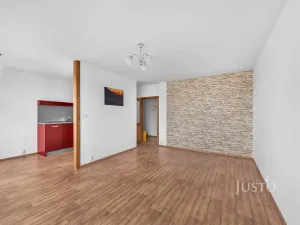 Pronájem bytu 3+kk, Praha - Horní Měcholupy, Livornská, 70 m2