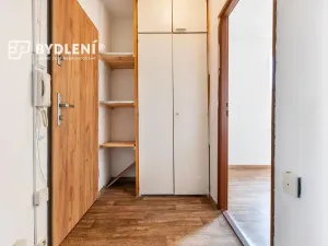 Prodej bytu 2+1, Teplice, Alejní, 53 m2