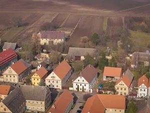 Prodej vícegeneračního domu, Chotiněves, 495 m2