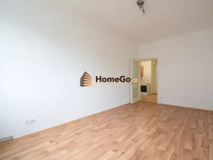 Pronájem bytu 2+1, Praha - Nusle, U gymnázia, 62 m2