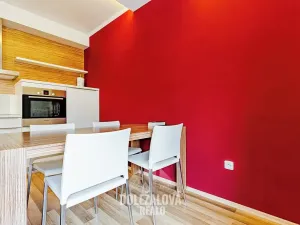 Pronájem bytu 2+kk, Jihlava, U Dlouhé stěny, 58 m2