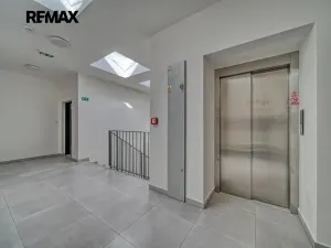 Pronájem bytu 2+kk, Kolín, Pražská, 54 m2