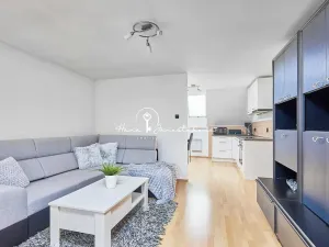 Prodej rodinného domu, Pištín, 231 m2