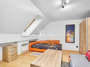 Prodej rodinného domu, Pištín, 231 m2