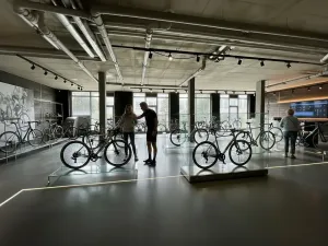 Prodej obchodního prostoru, Hradec Králové, Kollárova, 3447 m2