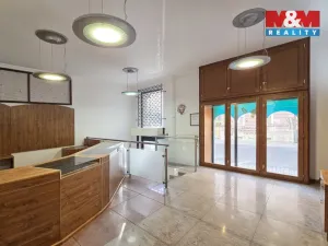 Pronájem obchodního prostoru, Karlovy Vary, Koptova, 57 m2