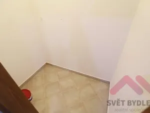 Pronájem bytu 3+kk, Praha - Záběhlice, Mattioliho, 82 m2