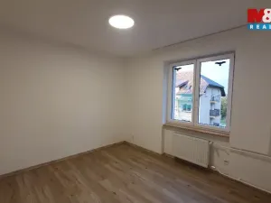 Pronájem bytu 2+1, Plesná, 5. května, 50 m2