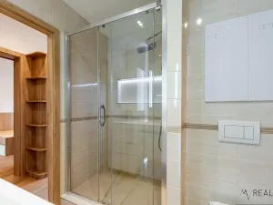 Pronájem bytu 1+1, Ostrava, Varenská, 36 m2