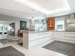 Prodej rodinného domu, Zeleneč, Štefánikova, 540 m2