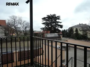 Pronájem bytu 2+kk, Praha - Smíchov, U Malvazinky, 40 m2