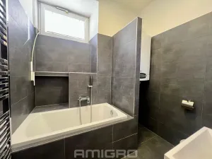 Prodej činžovního domu, Ostrovačice, náměstí Viléma Mrštíka, 1000 m2