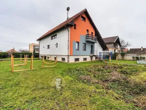 Prodej rodinného domu, Neratovice, K. H. Máchy, 406 m2