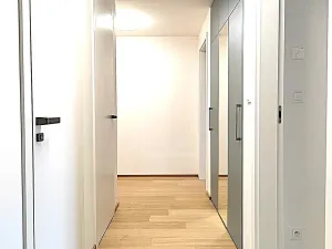 Prodej bytu 3+kk, Praha - Hrdlořezy, V třešňovce, 82 m2