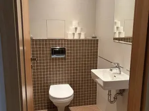 Pronájem bytu 2+kk, Praha - Libeň, Vojenova, 68 m2