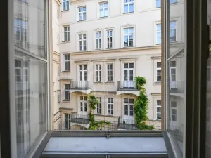 Pronájem kanceláře, Praha - Nové Město, Lazarská, 110 m2