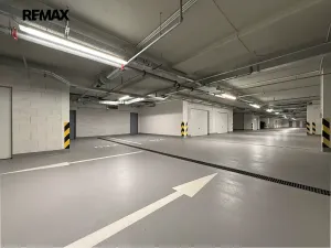 Pronájem bytu 1+kk, Praha - Vysočany, Gerstelova, 35 m2