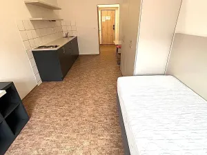 Pronájem bytu 1+kk, Praha - Smíchov, Křížová, 23 m2