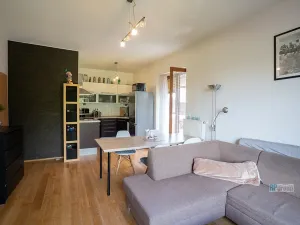 Pronájem bytu 2+kk, Zbuzany, Lomená, 45 m2