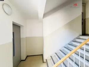 Prodej bytu 2+1, Praha - Malešice, Ovčárská, 52 m2