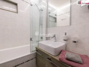 Prodej bytu 3+1, Praha - Řepy, Nevanova, 73 m2