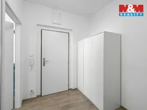 Pronájem bytu 1+kk, Horoměřice, Nebušická, 32 m2