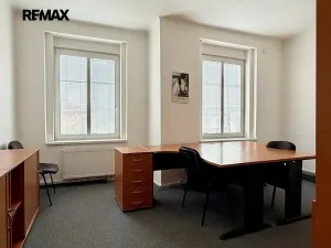 Pronájem kanceláře, Praha - Strašnice, Průběžná, 128 m2