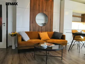 Pronájem bytu 1+kk, Praha - Letňany, Miroslava Hajna, 43 m2