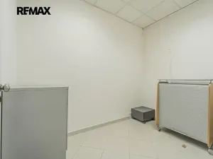 Pronájem kanceláře, Kladno, Osvoboz. pol. vězňů, 183 m2