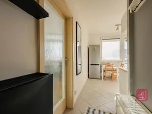 Prodej bytu 1+1, Šlapanice, Švehlova, 34 m2