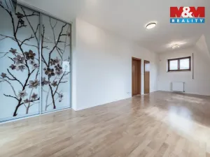 Pronájem rodinného domu, Říčany, Želivská, 232 m2