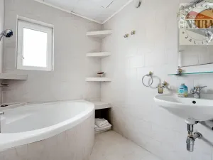 Prodej rodinného domu, Praha - Kbely, Benecká, 180 m2