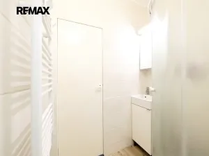 Prodej bytu 1+1, Praha - Letňany, Tupolevova, 32 m2