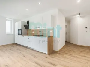 Prodej bytu 2+kk, Háj ve Slezsku, Slezská, 63 m2