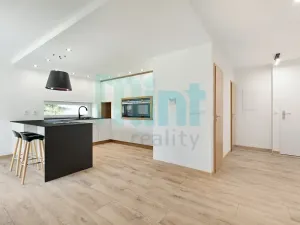 Prodej bytu 2+kk, Háj ve Slezsku, Slezská, 60 m2