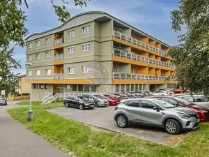 Pronájem bytu 2+kk, Praha - Hloubětín, Slévačská, 46 m2