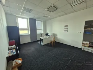 Prodej obchodního prostoru, Znojmo, Vídeňská třída, 5100 m2