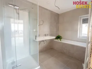 Prodej rodinného domu, Holubice, 197 m2