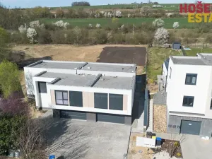 Prodej rodinného domu, Holubice, 197 m2