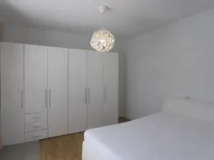 Prodej rodinného domu, Praha - Újezd nad Lesy, Novosibřinská, 176 m2